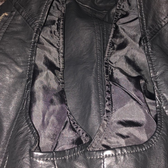 Crest Canyon Faux Leather Biker Vest - Picture 5 of 7